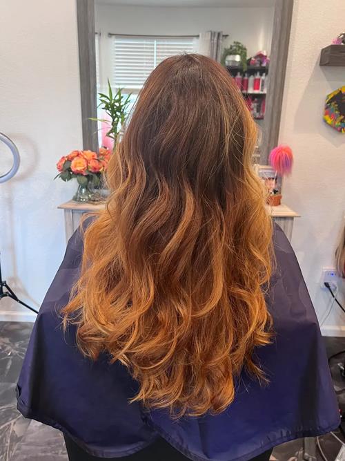 Denver Hair Extensions Soft, lived-in waves with warm caramel and honey tones blended seamlessly for(..)